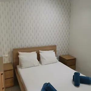 https://alfalfa-suites.es-andalucia.com